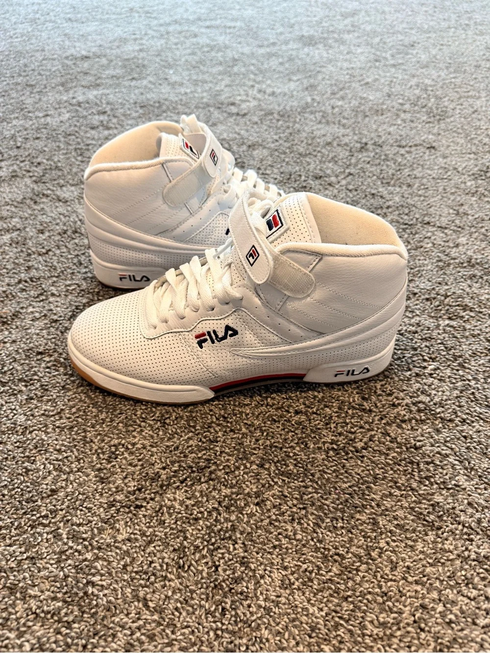 Size 8.5M/10W - Fila F-13 Perf White High-Top Classic Sneakers - IVF80148-150